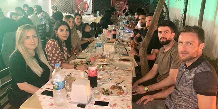 Futbolcularımız Yemekte Buluştu
