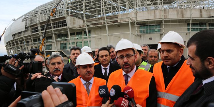 Gençlik ve Spor Bakanı Kasapoğlu, Hatay’da