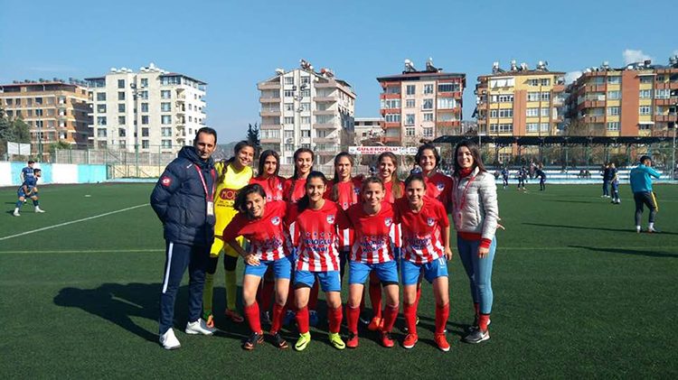 Tavla Gençlikspor Liderliğini Sürdürdü
