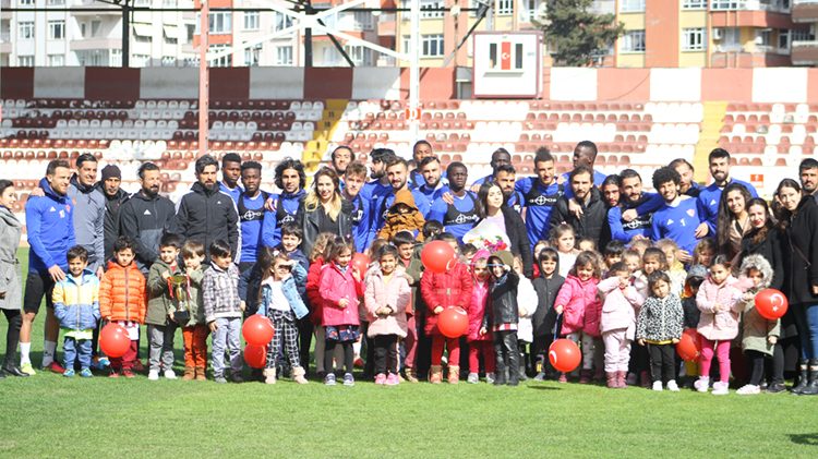 Hatayspor’umuzdan 23 Nisan Hediyesi