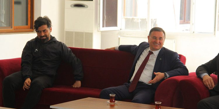 Hatay Büyükşehir Belediye Başkanı Lütfü Savaş’tan Hatayspor’a Ziyaret