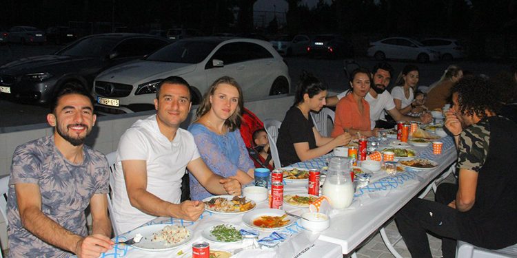 Hatayspor’umuz Tam Kadro İftarda Buluştu
