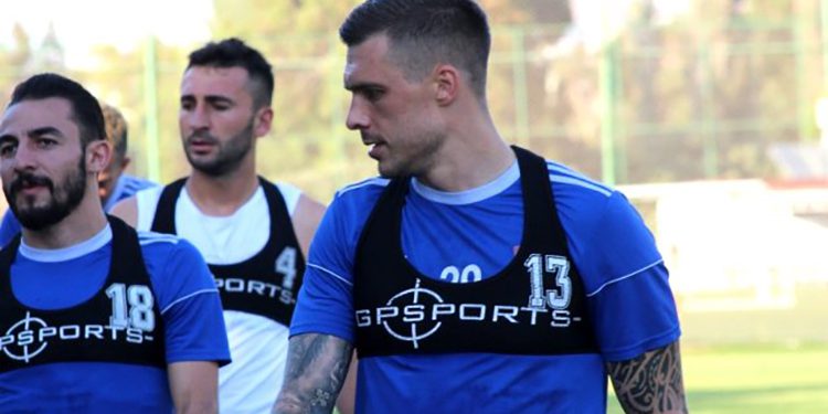 Denenemek Üzere Üç Oyuncu, Hatayspor’umuzun İdmanına Katıldı