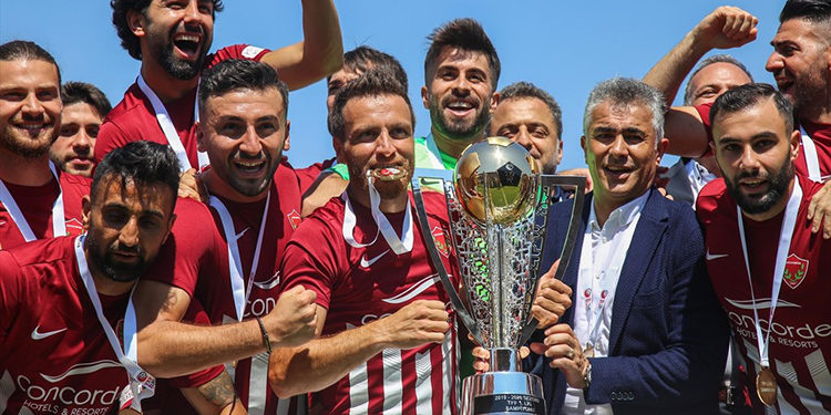 Hatayspor’umuz, Şampiyonluk Kupasını Aldı