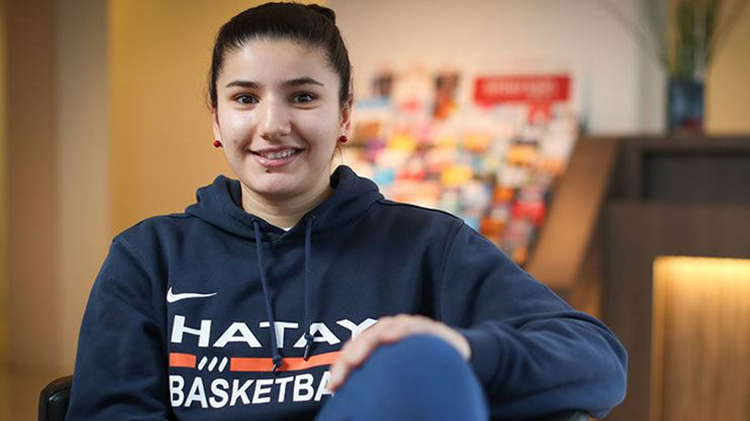 Hind Ben Abdelkader Sezonu Kapattı